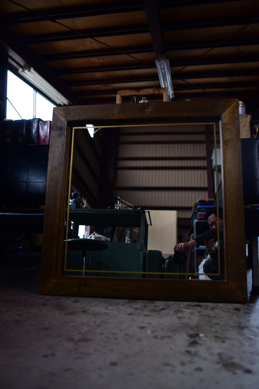 古材のBARBERミラー オリジナルヴィンテージカラー