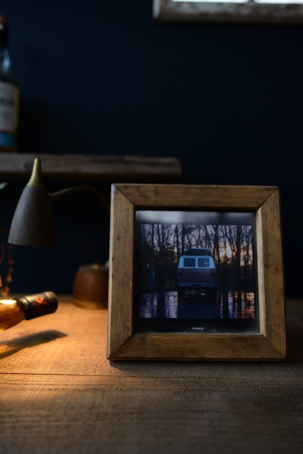 古材のTVボード