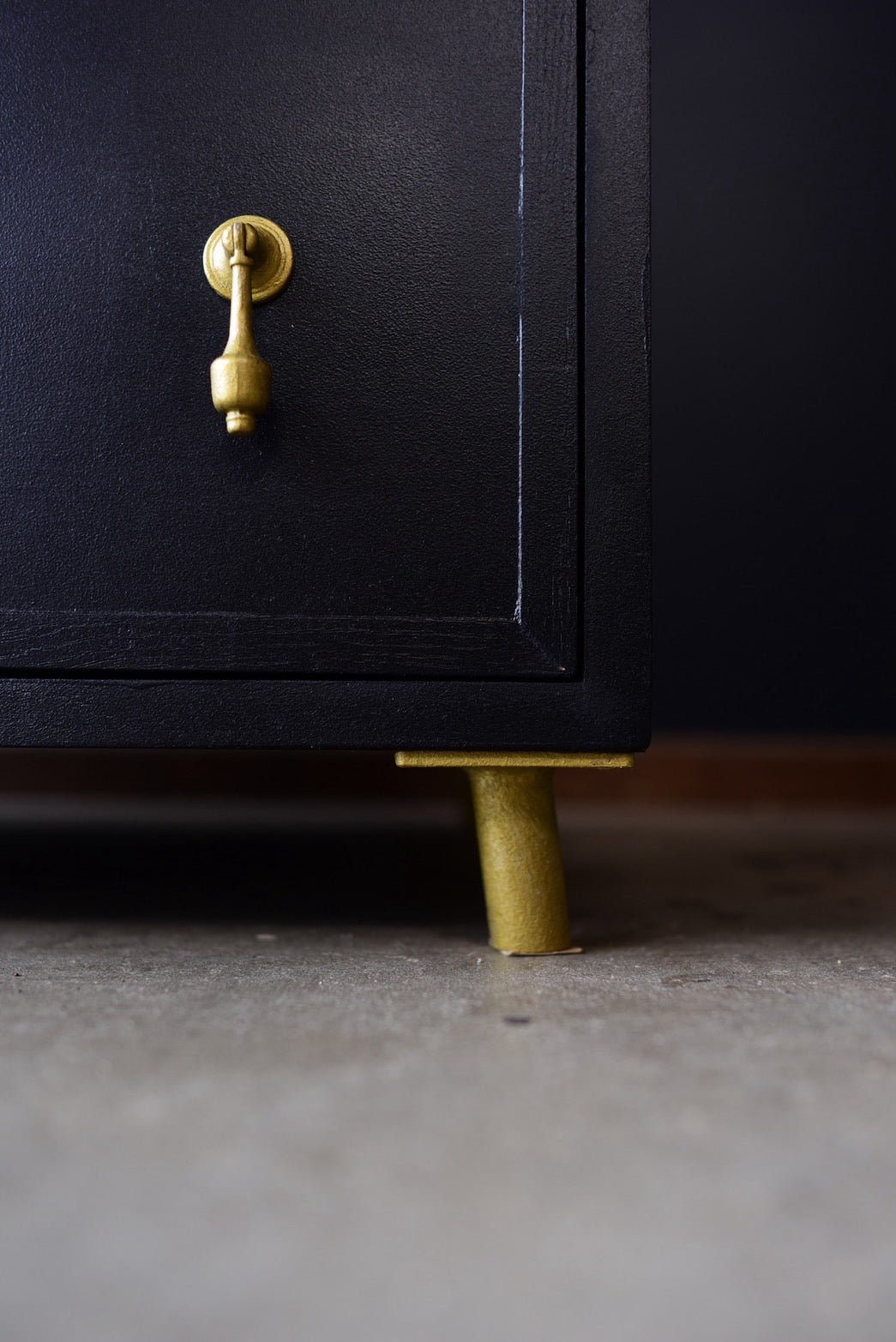 黒のフルオーダーチェスト