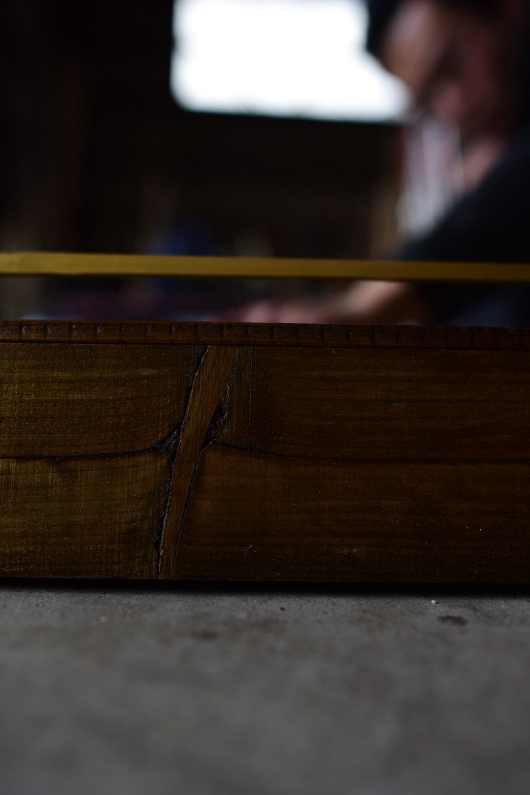 古材のBARBERミラー　オリジナルヴィンテージカラー　