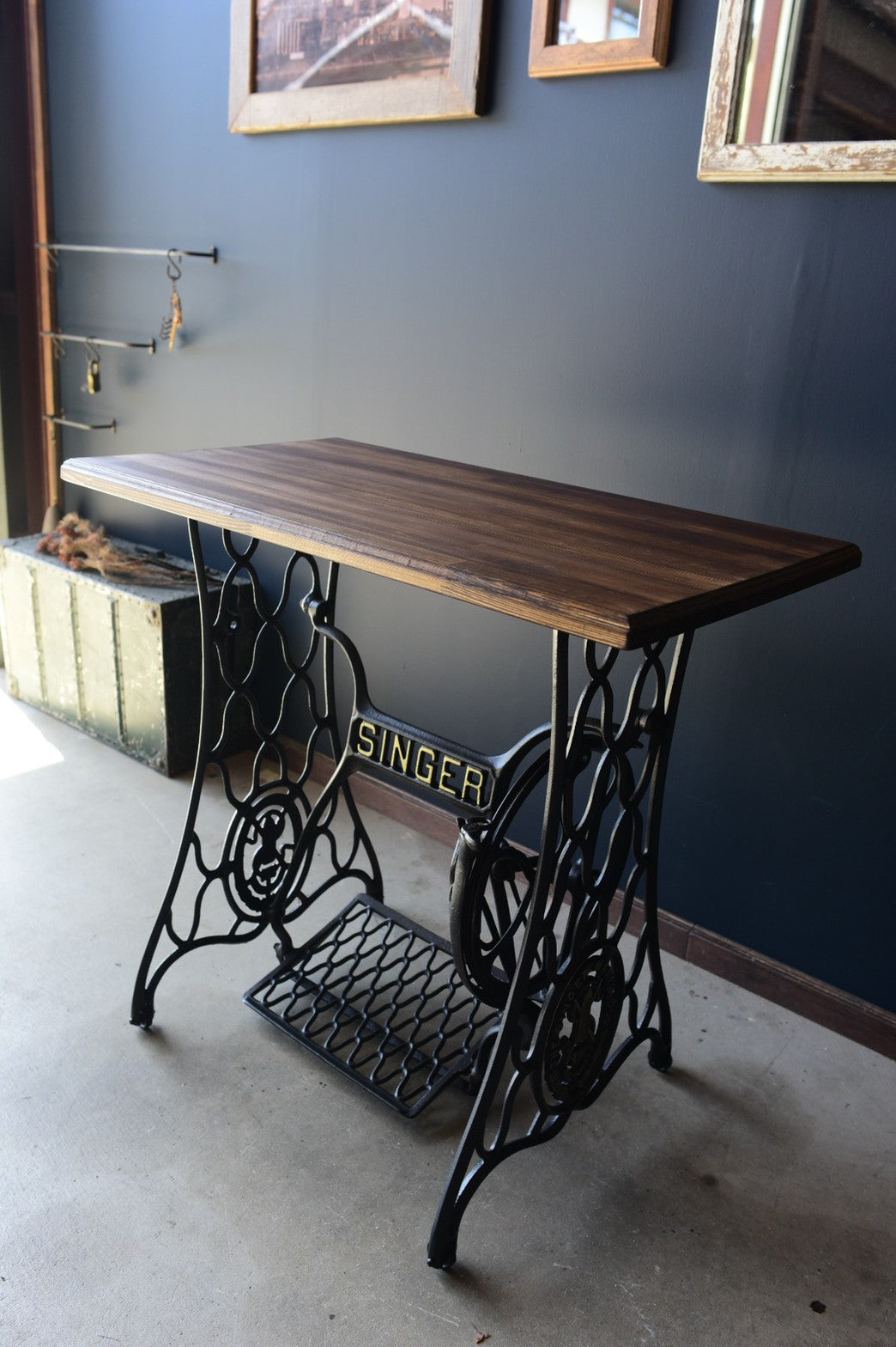 アンティークミシンテーブル/網脚/black　 w70cm*d45cm*h74cm