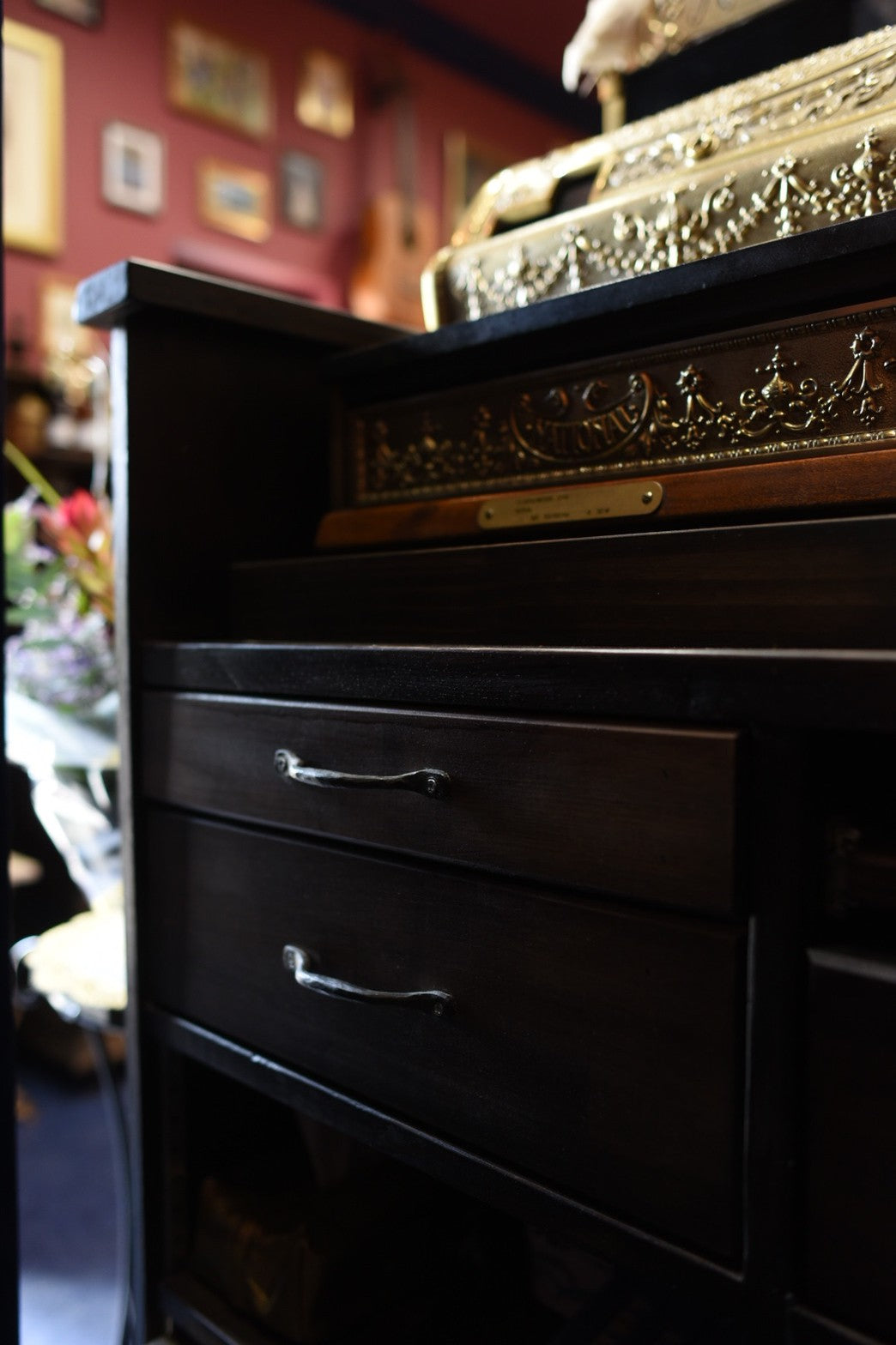 豪華な設えのレジカウンター