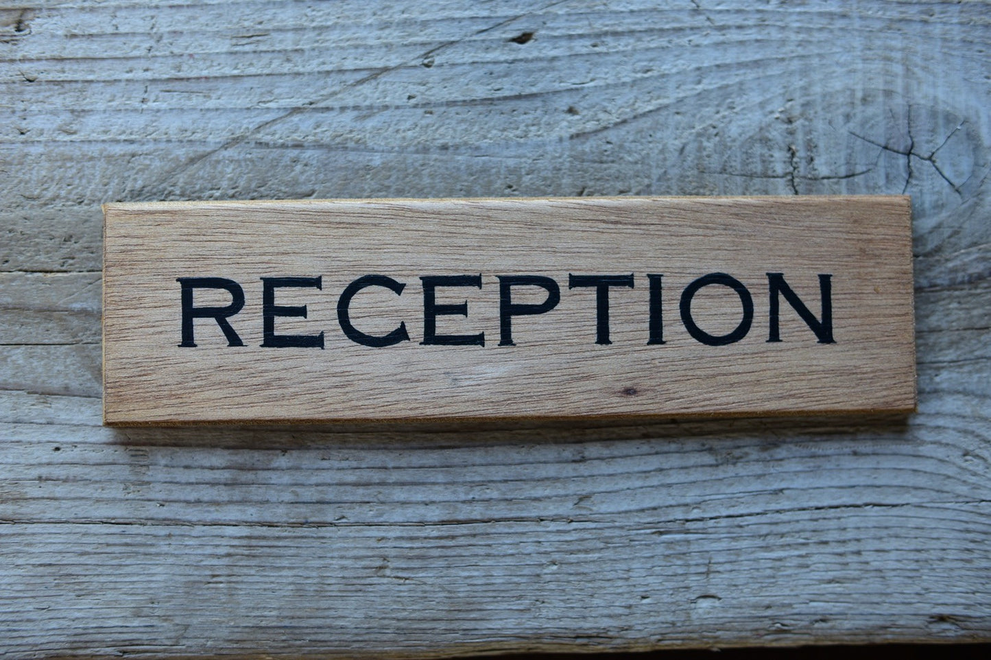 手書きのドアサインプレート　