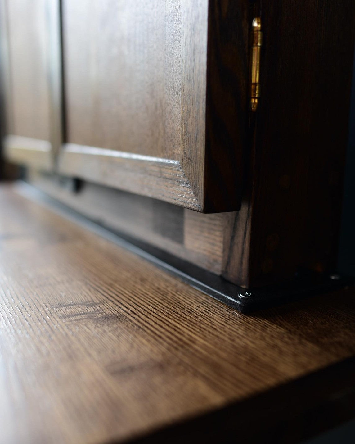 三面鏡のアンティークドレッサー　　　　