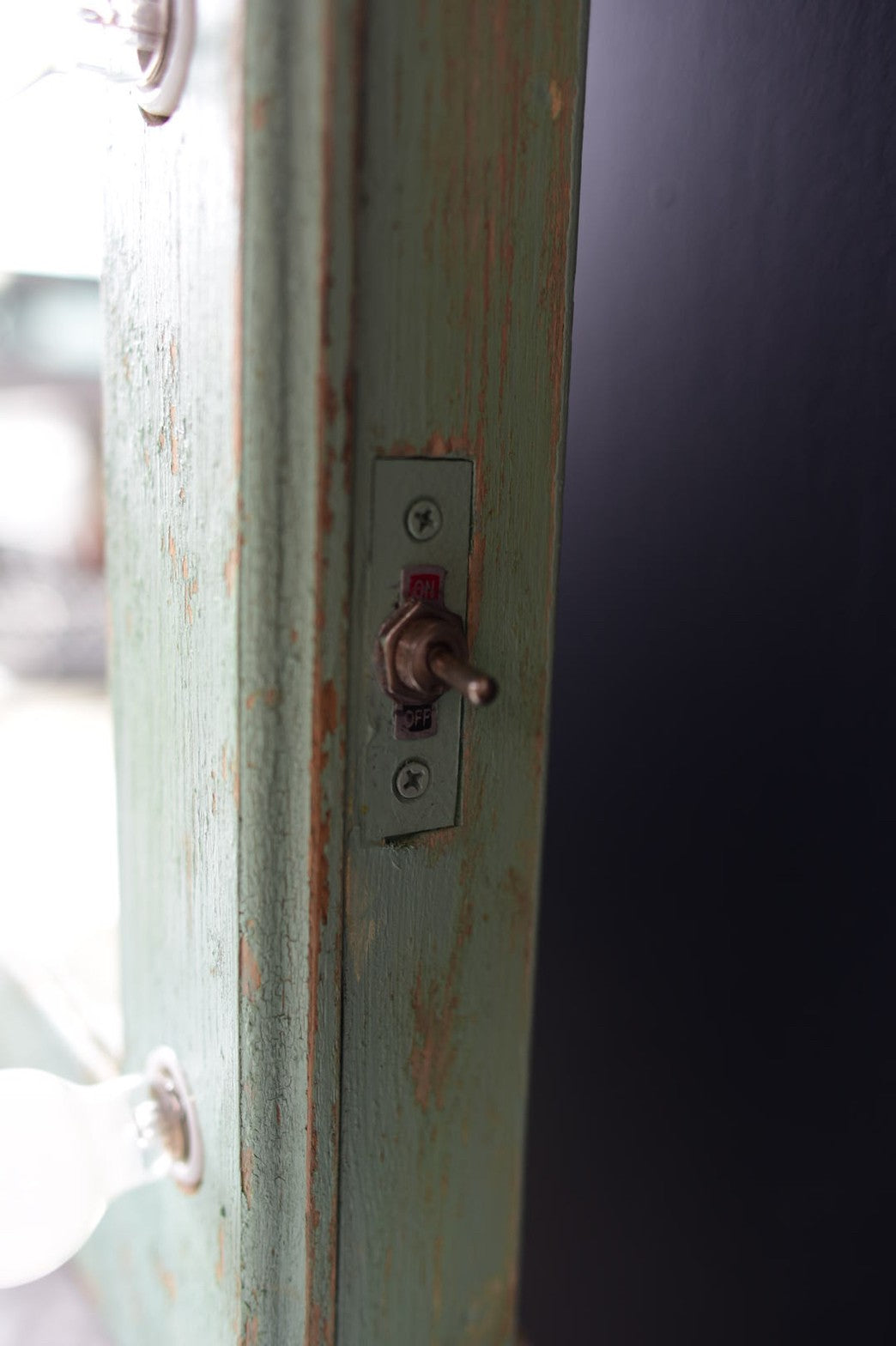 女優ライト仕様/アンティークミシン脚ドレッサー/化粧台