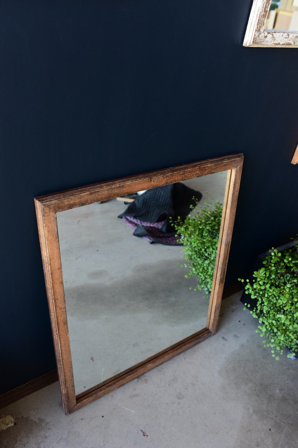 少し大きめ　エイジング塗装ミラー　80㎝×70㎝