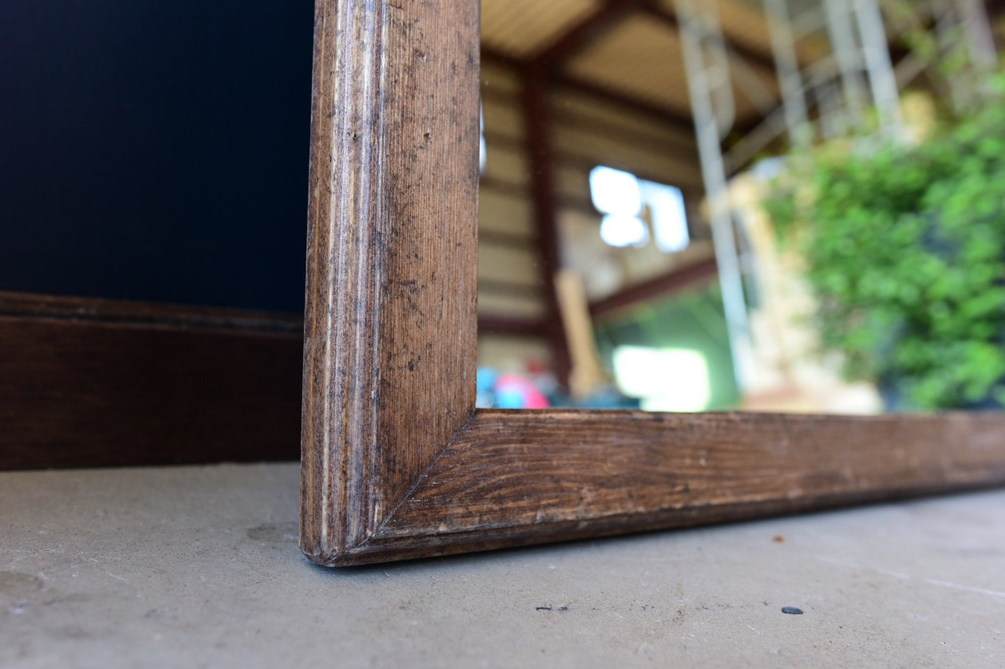 少し大きめ　エイジング塗装ミラー　80㎝×70㎝