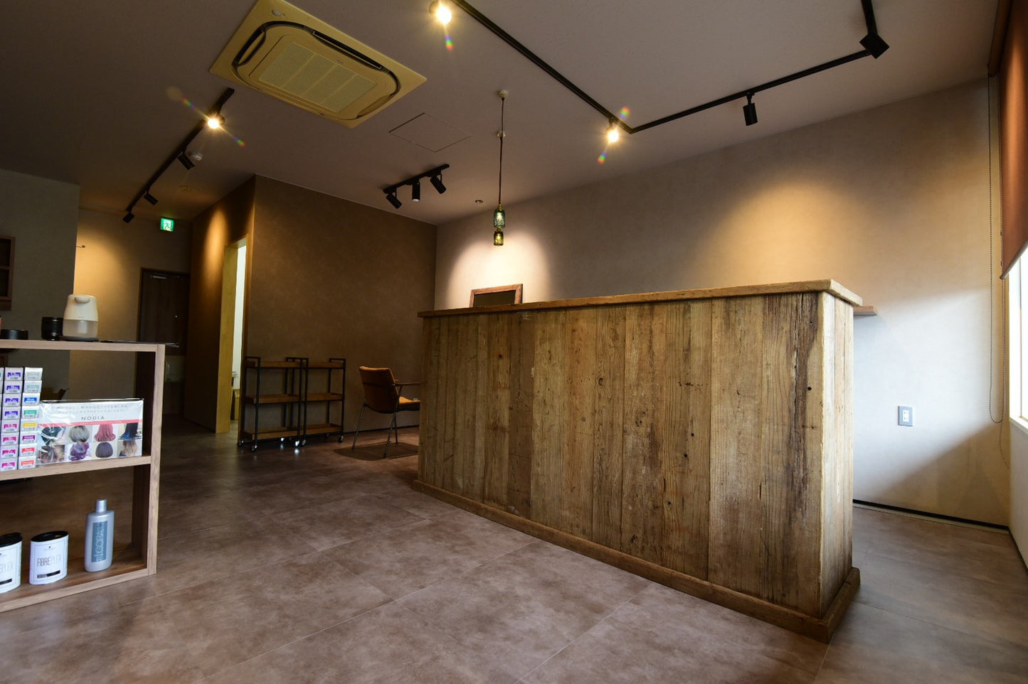 有機的な古材カウンター　オーダーメイド　　