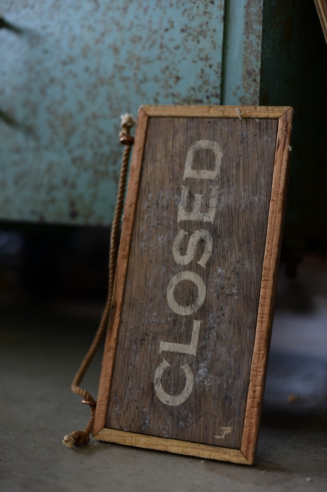 手書きsign×ハードエイジング塗装/OPEN & CLOSE看板