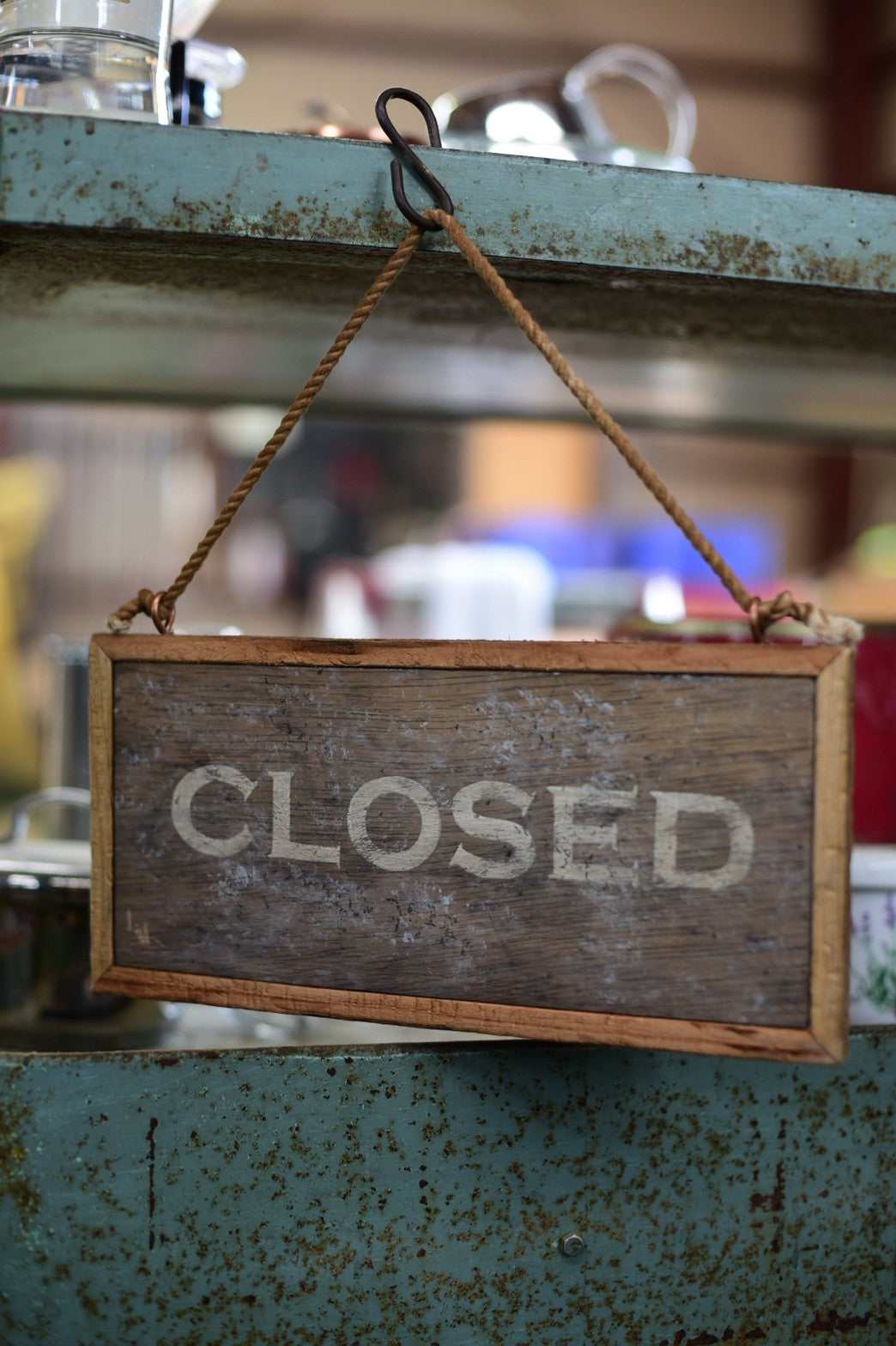 手書きsign×ハードエイジング塗装/OPEN & CLOSE看板