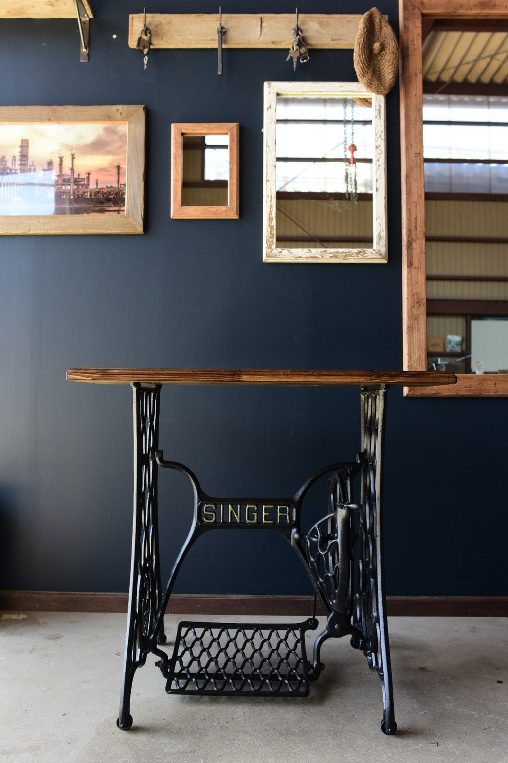 アンティークミシンテーブル/網脚/black　 w70cm*d45cm*h74cm