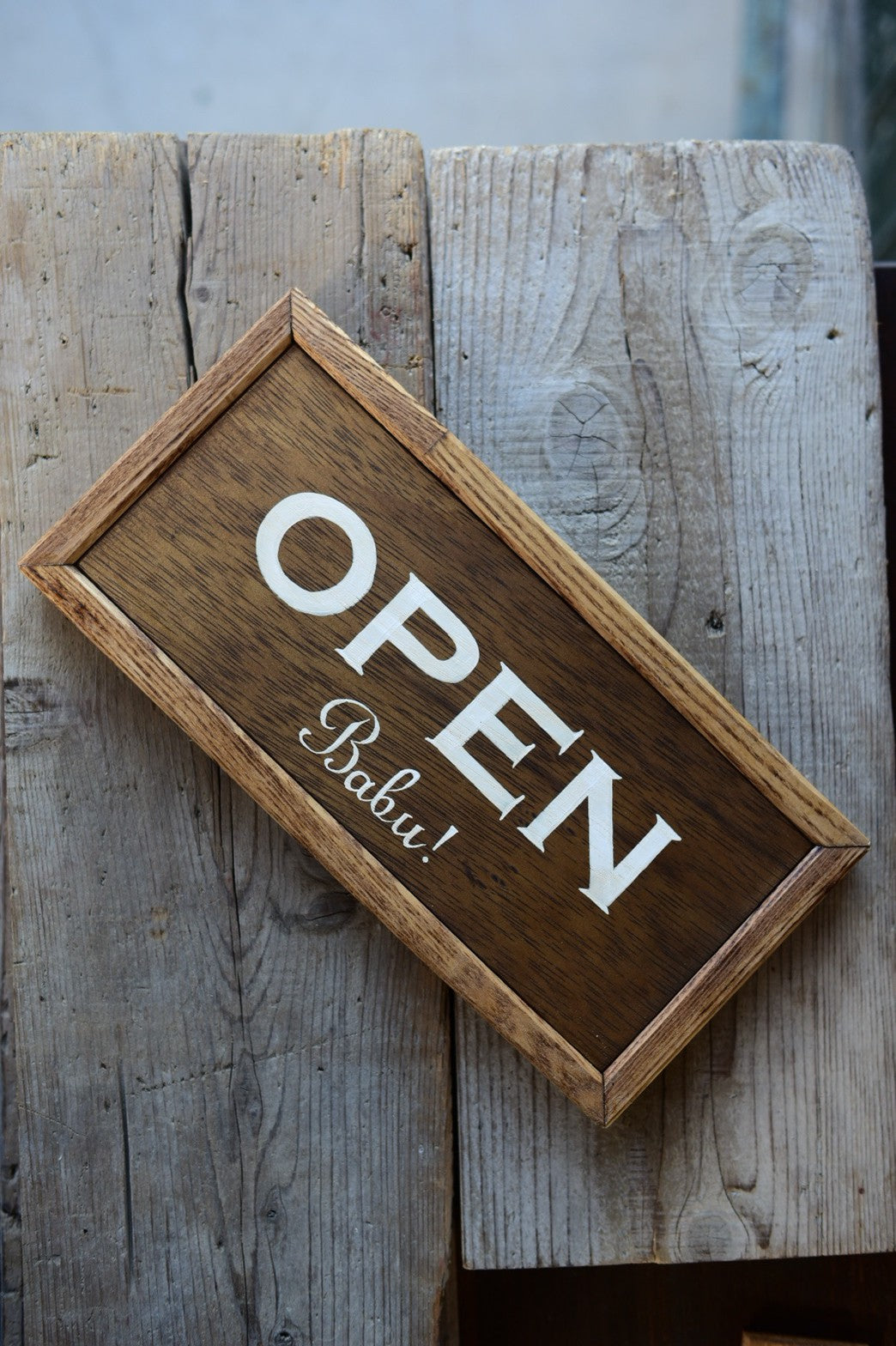 店の拘りが伝わる手書きのオーダー看板　「open&closed」　参考事例